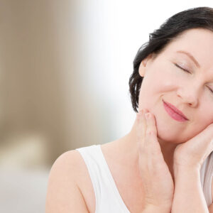 Menopause Symptoms and Management: A Practical Guide to Navigating This Transformative Phase